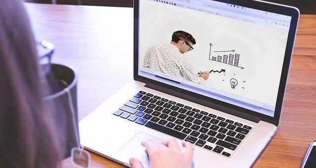 Curso empreendedorismo grátis_Edools_HeroSpark